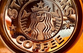 Revolutionizing Customer Support: Unleashing the Power of OpenAI Chatbot Solutions revolutionizing customer support unleashing the power of openai chatbot solutions.jpg